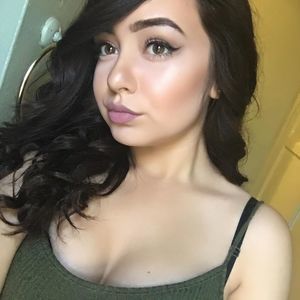 Meet your Posher, Jasmin